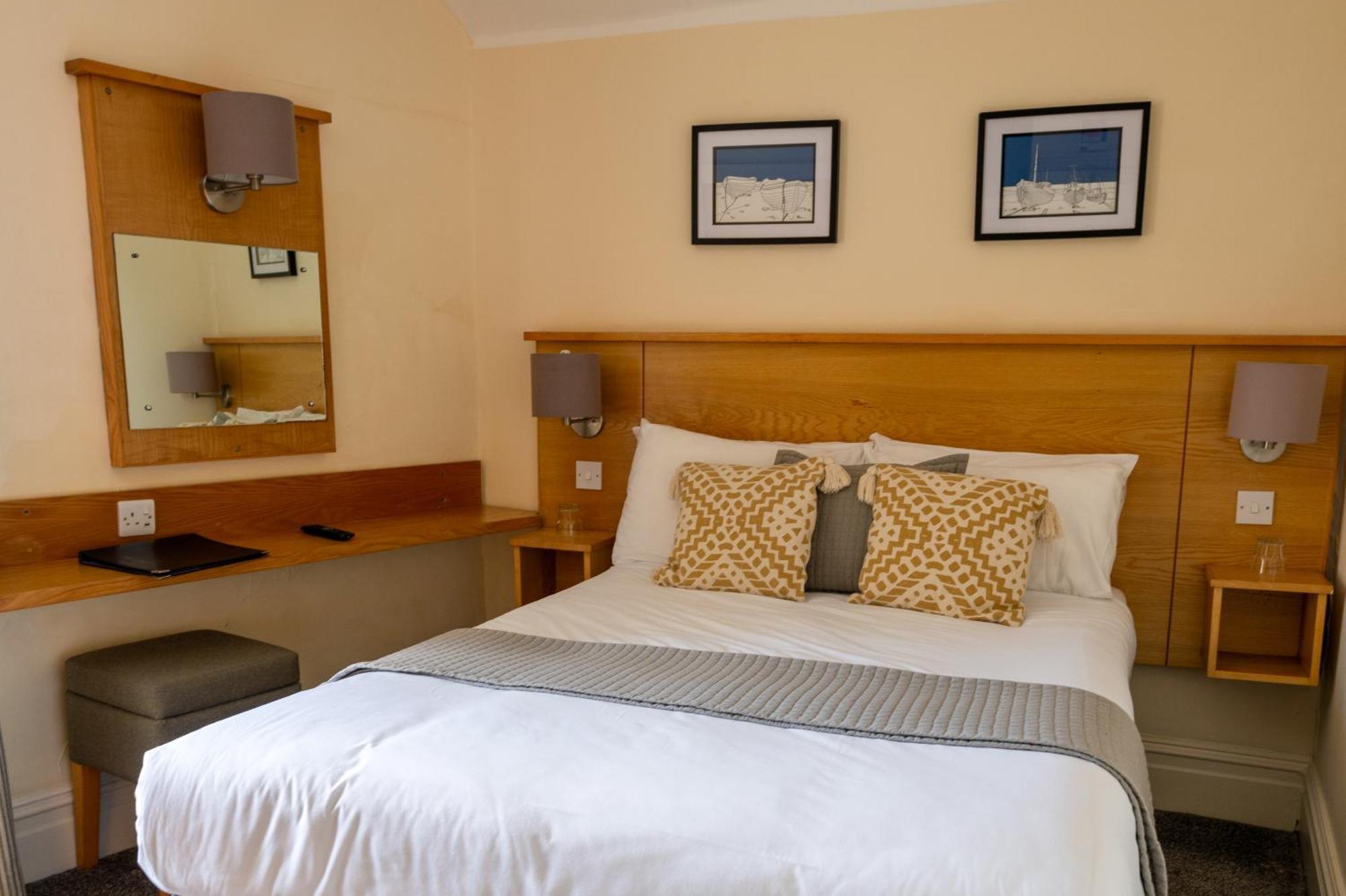 Castle Court Hotell Beaumaris Eksteriør bilde